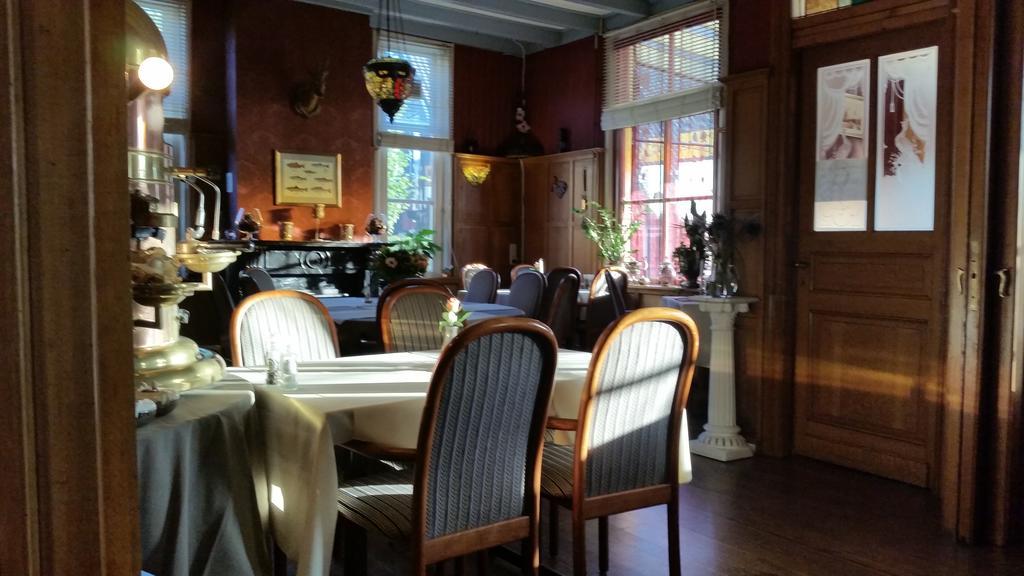 'T Oude Veerhuis Heerewaarden Eksteriør billede